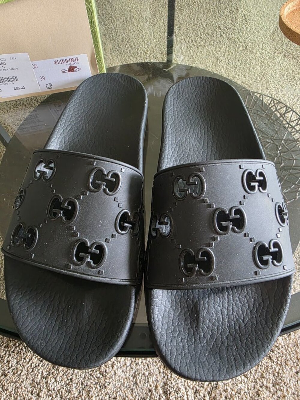 Womens authentic rubber Gucci Slides - Picture 2 of 5